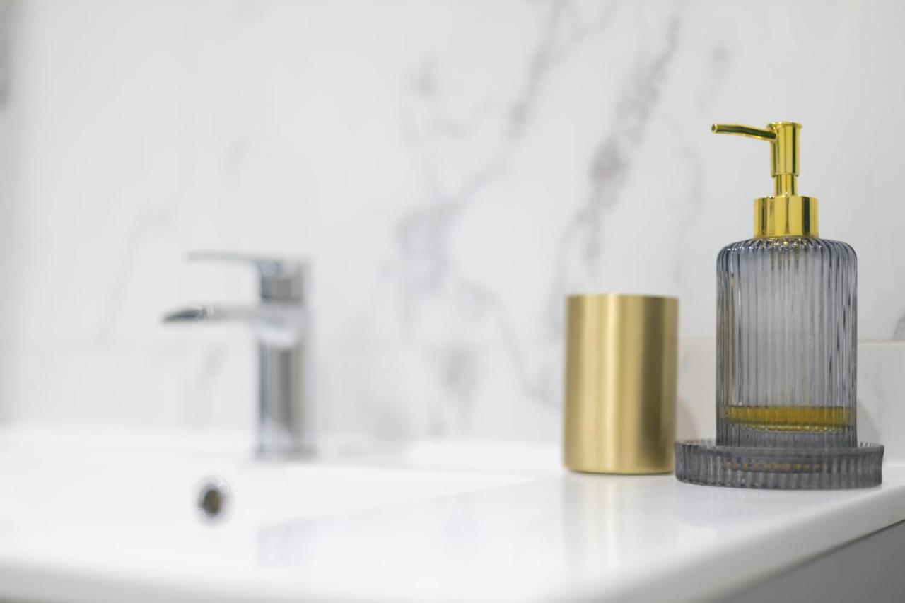 Elegant Et Tres Spacieux, Mon Studio Vous Seduira! Metz Ngoại thất bức ảnh